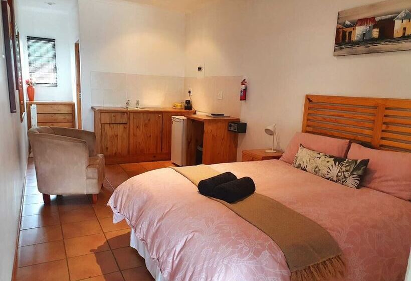 Пансион Gusto S Inn