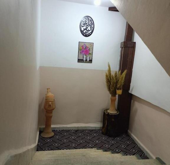 پانسیون Plaza De Petra