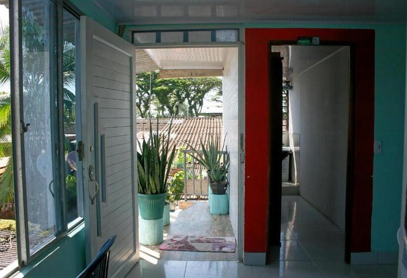 ペンション Ladymar