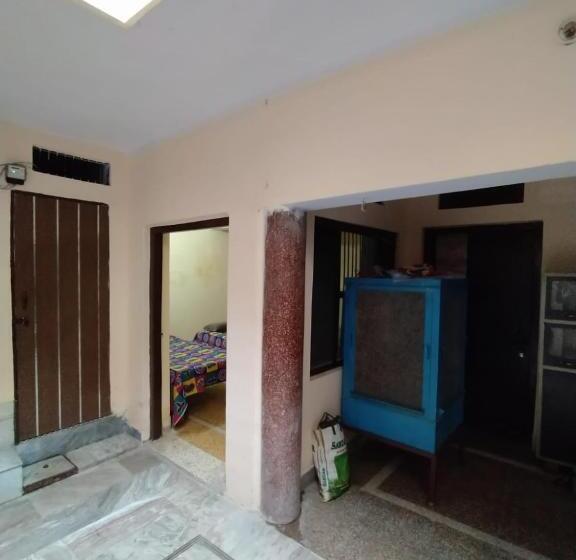 膳宿费 Pratima Boys Pg