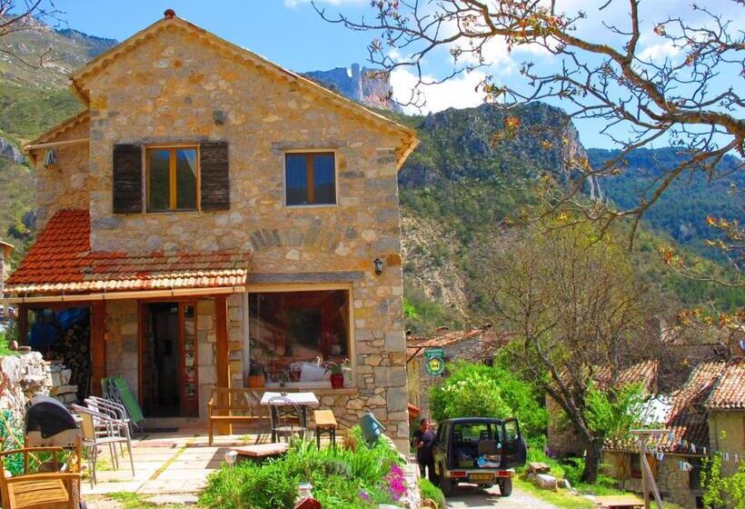بنسيون Un Cadre Magnifique, Au Cœur Du Verdon