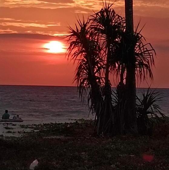 منتجع Lucky Bungalows Koh Mook