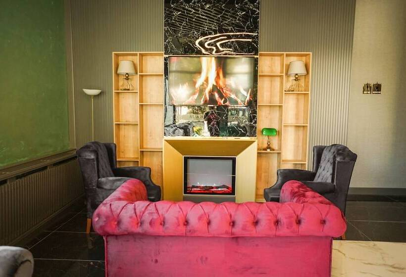 Aram Otel Business & Luxury