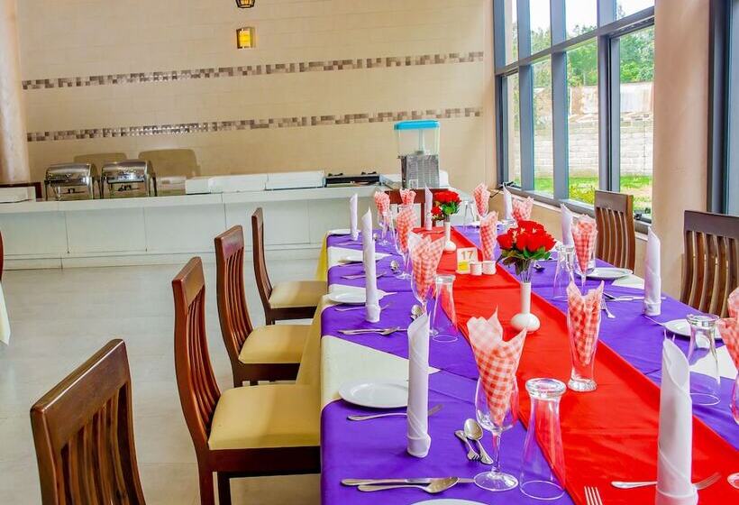 تختخواب و صبحانه Eden Highlands