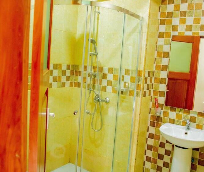 تختخواب و صبحانه Eden Highlands