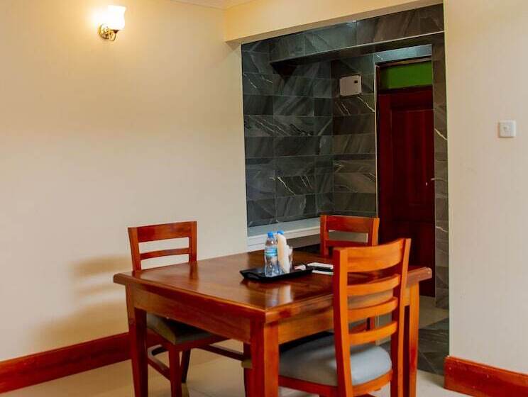 تختخواب و صبحانه Eden Highlands