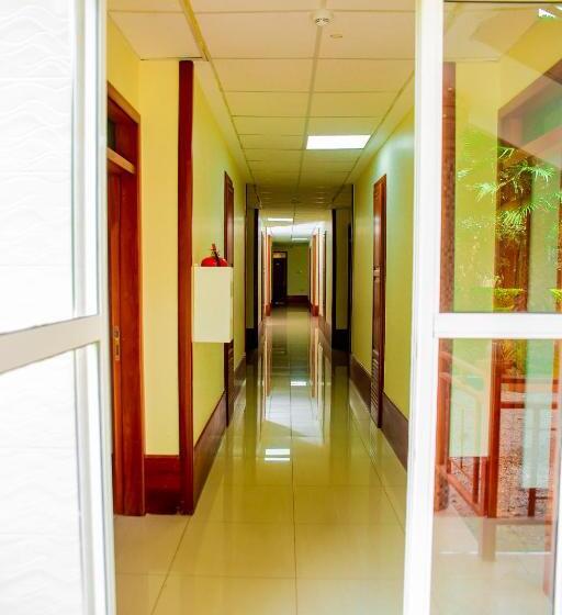 تختخواب و صبحانه Eden Highlands