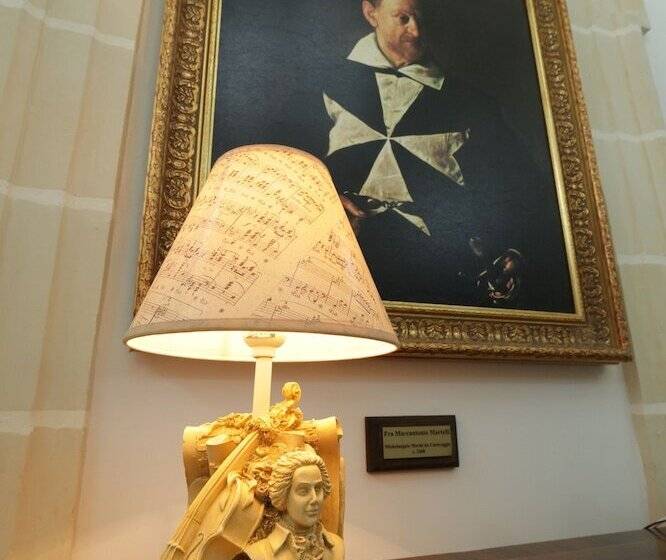 Nobilis Boutique Living