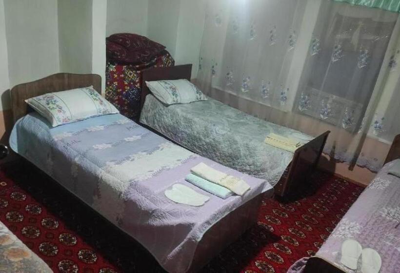 Hostel Tasmin Mexr регистан