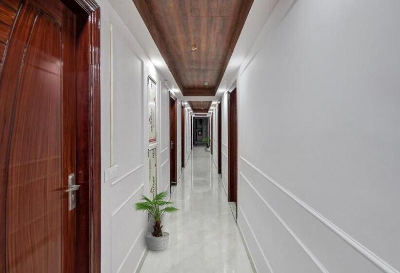 酒店 Collection O 811307 Gold Inn