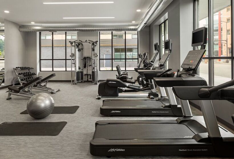 호텔 Courtyard By Marriott St Paul Downtown