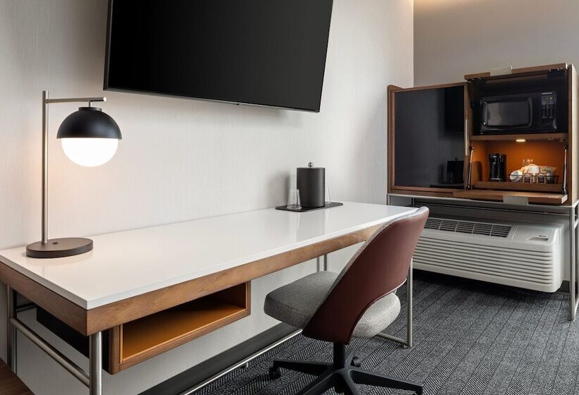 هتل Courtyard By Marriott St Paul Downtown