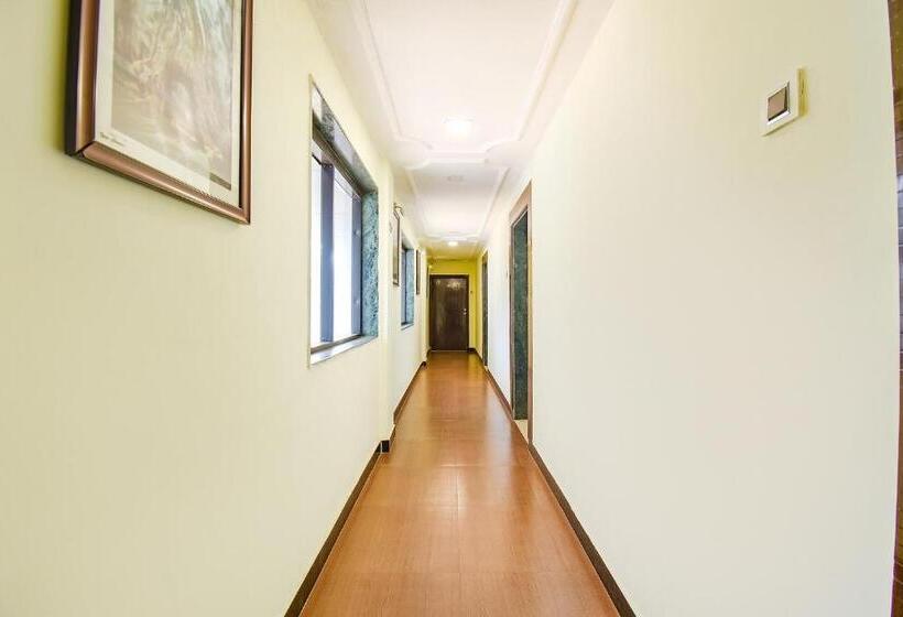 فندق Fab Hillview Furnished Stays