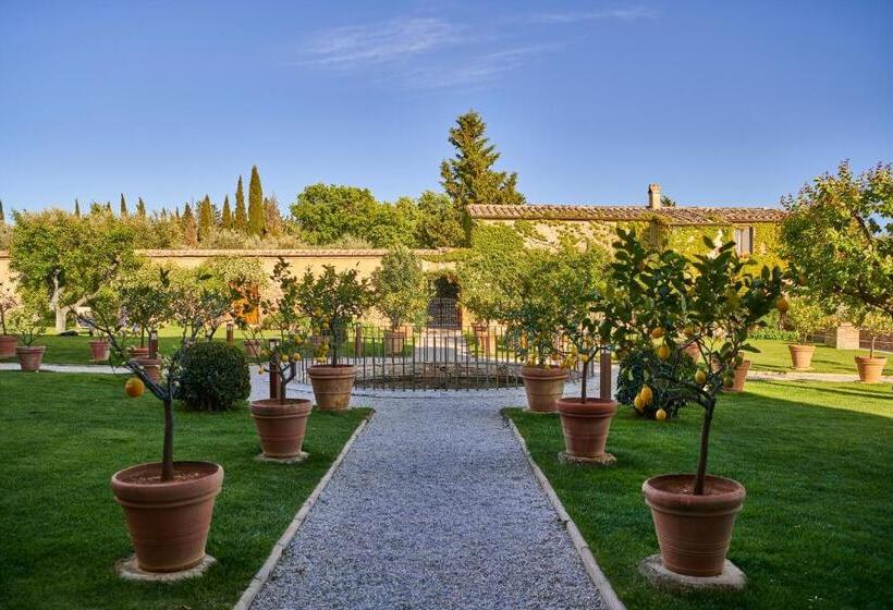 ホテル Fattoria Monastero Sant Anna In Camprena