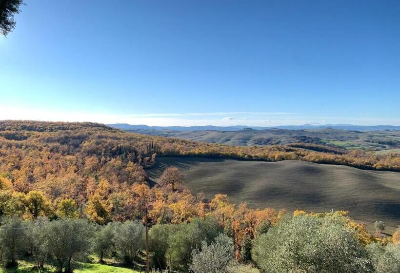 ホテル Fattoria Monastero Sant Anna In Camprena