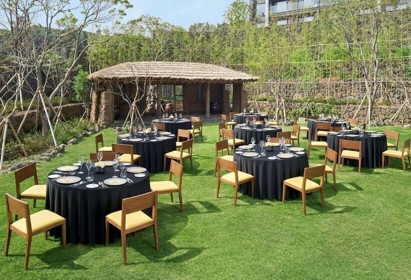 בית מלון כפרי Jw Marriott Jeju Resort & Spa
