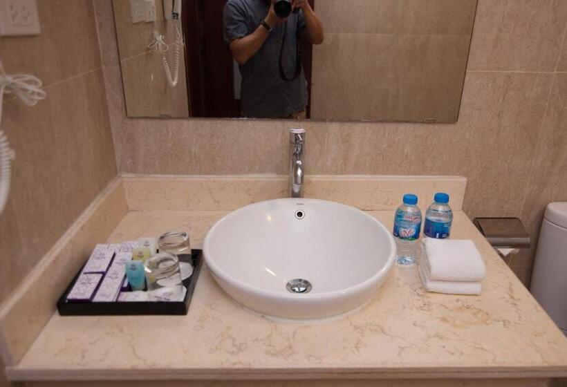 هتل Khách Sạn Phú Mỹ