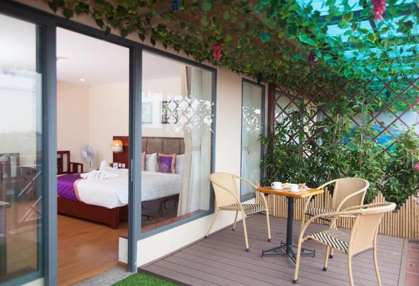 هتل Khách Sạn Phú Mỹ