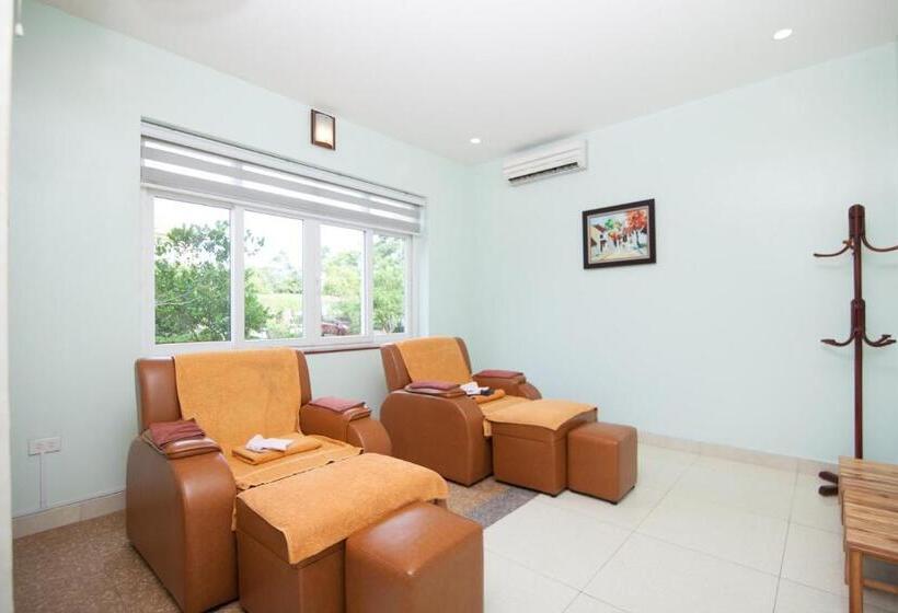 هتل Khách Sạn Phú Mỹ