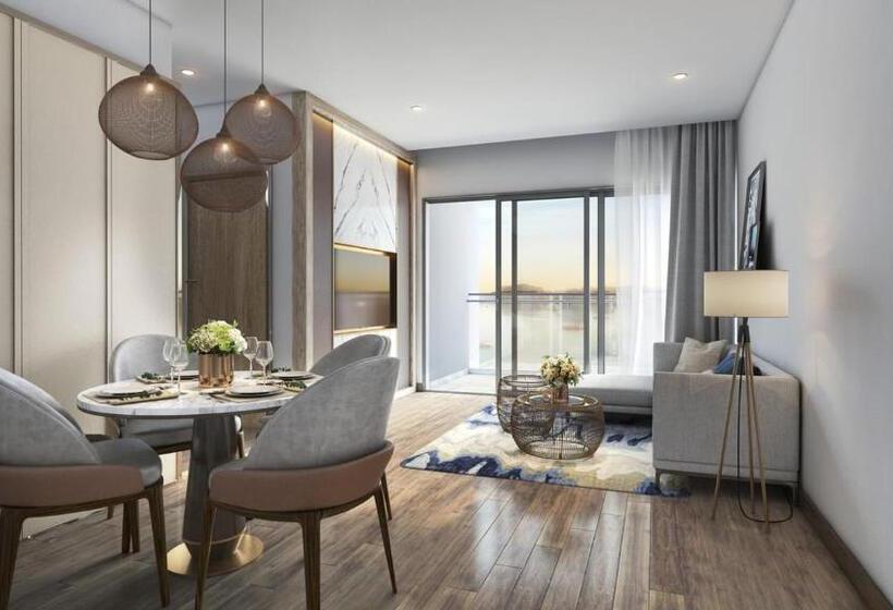 هتل à La Carte Halong Bay