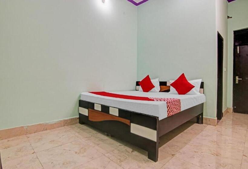 Отель Oyo Flagship 80796 Bansi  Party Hall