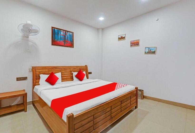 فندق Oyo Flagship 81099 Shri Niketan