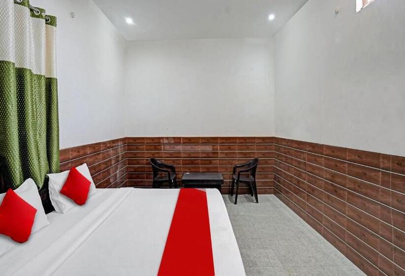 Отель Oyo Flagship 81122  Midtown