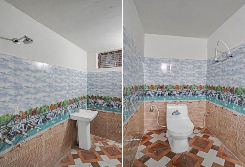 Отель Oyo Flagship 81122  Midtown