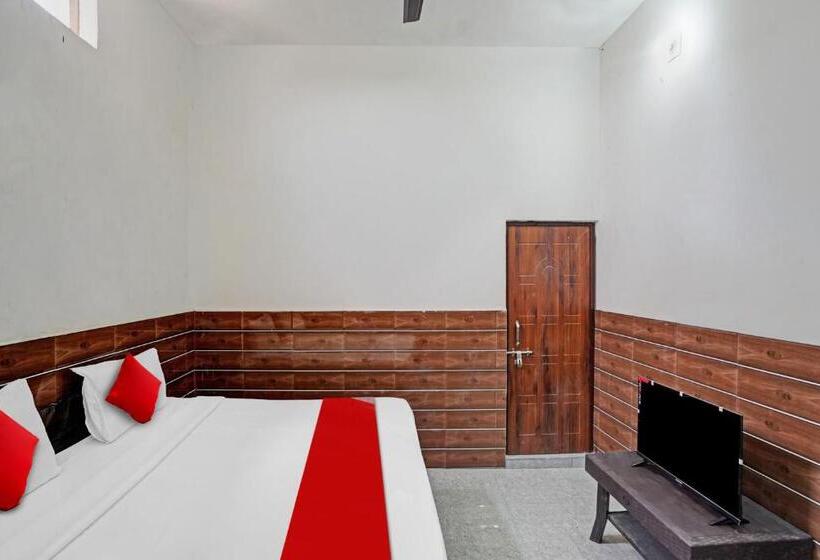 Отель Oyo Flagship 81122  Midtown