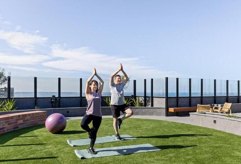 هتل Quest Geelong Central