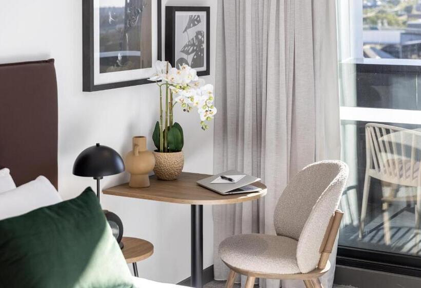 هتل Quest Geelong Central