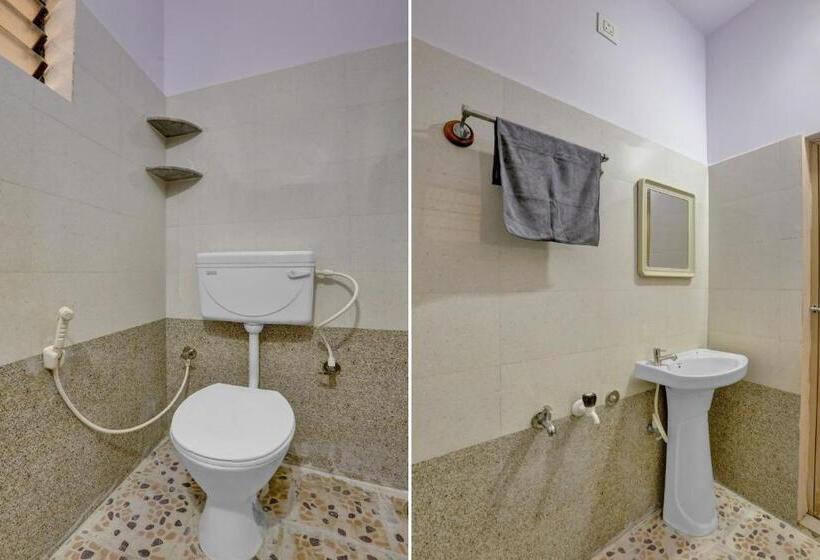 ホテル Spot On 81069 New Mysore Stays