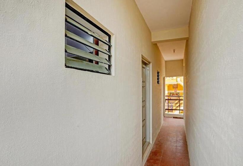 ホテル Spot On 81069 New Mysore Stays