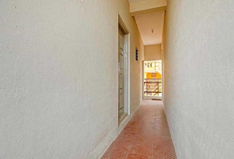 ホテル Spot On 81069 New Mysore Stays