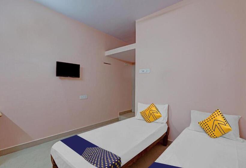 ホテル Spot On 81069 New Mysore Stays