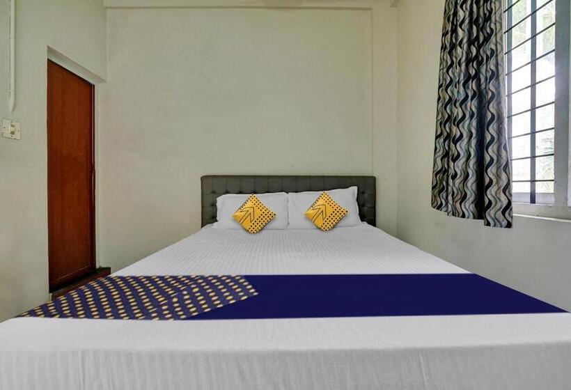 호텔 Spot On 811276 Ka Lodge