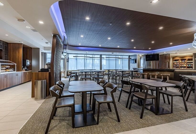 בית מלון כפרי Springhill Suites By Marriott Detroit Sterling Heights