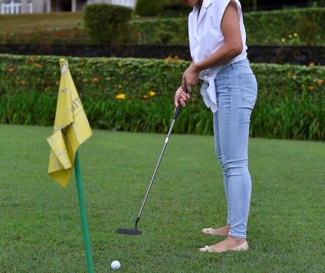 酒店 The Bellwood Manor