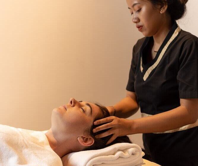 酒店 The Bellwood Manor