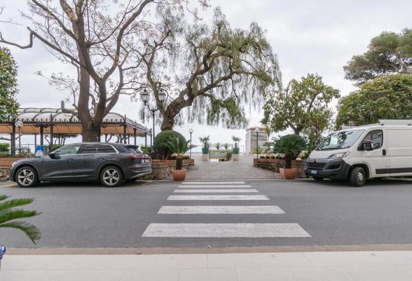 Hotiday Hotel Alassio