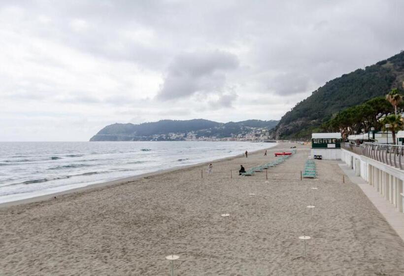 Hotiday Hotel Alassio