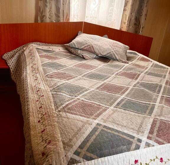 پانسیون Anar Guest House