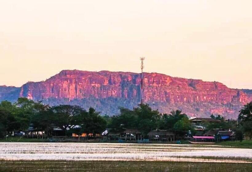 Resort บ้านทุ่ง เคียงบึง รีสอร์ท