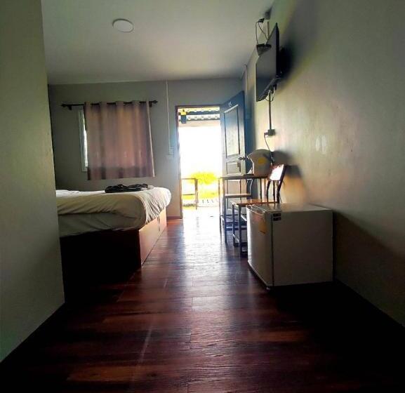 Resort บ้านทุ่ง เคียงบึง รีสอร์ท