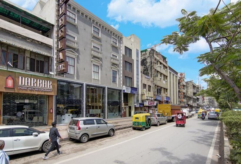 Отель The Leena International New Delhi