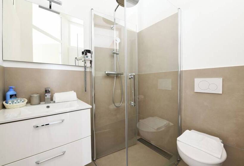 7rooms Bed & Breakfast