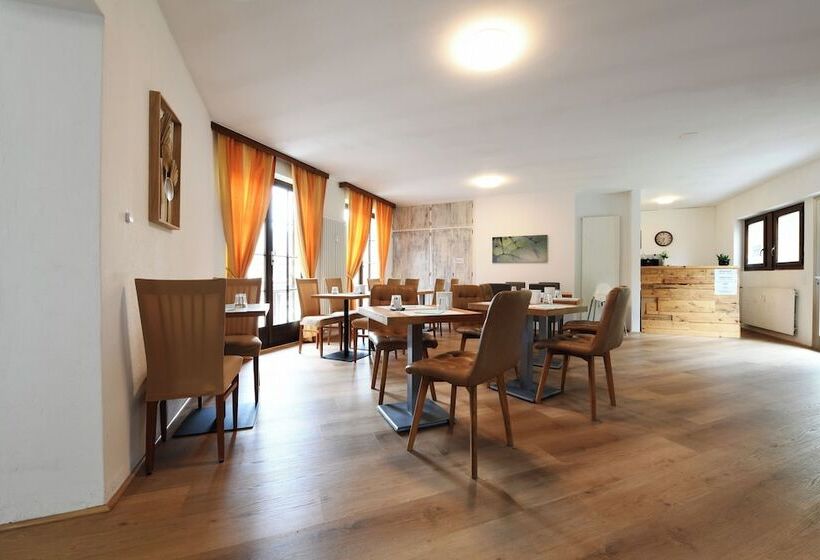 7rooms Bed & Breakfast