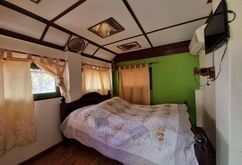 فندق صغير บ้านนางฟ้า เกาะสีชัง Baan Nangfa