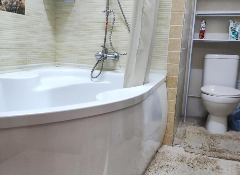 هاستل резидент