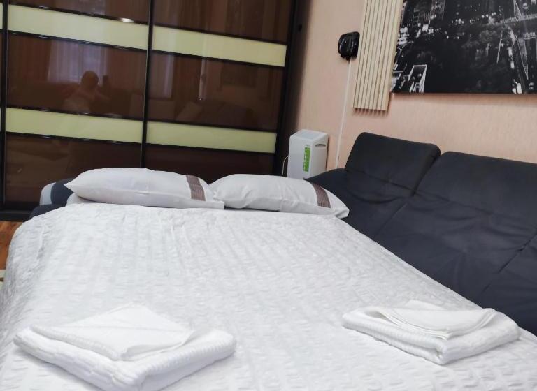 هاستل резидент